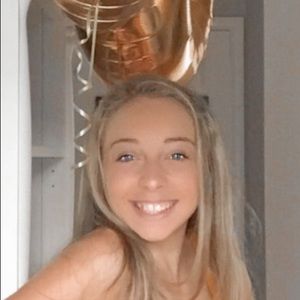 Meet your Posher, Jordyn